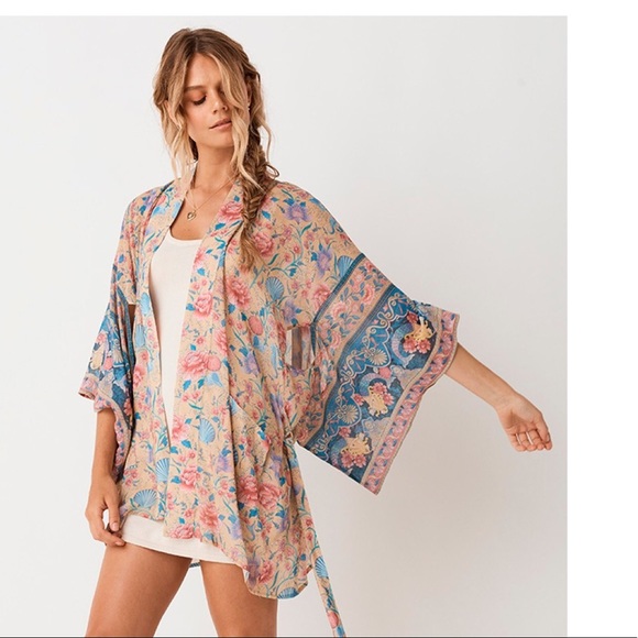 Spell Seashell Kimono Short Robe - Picture 4 of 8